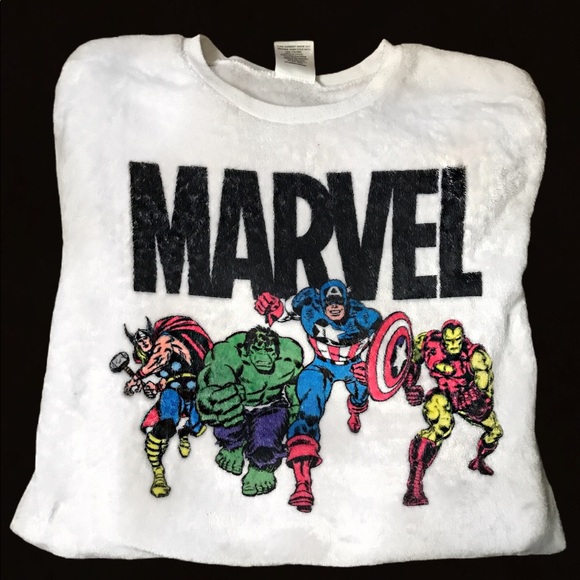 Avengers Sweater (Very Soft) - Picture 3 of 3
